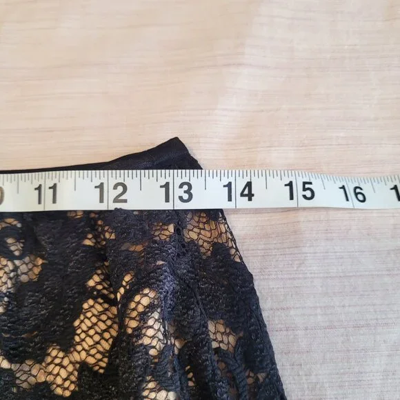 Floral Lace Bodycon Skirt, Pencil Party Skirt, Size M - Picture 5 of 5